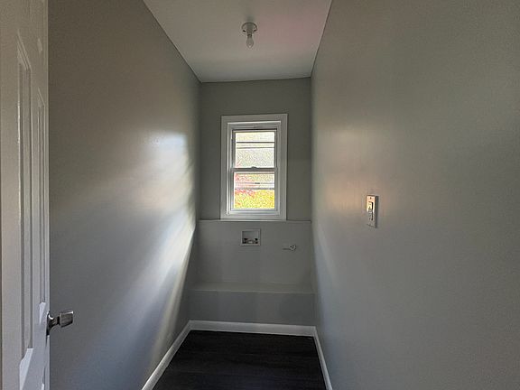 5th image of 56 Vine St #2C