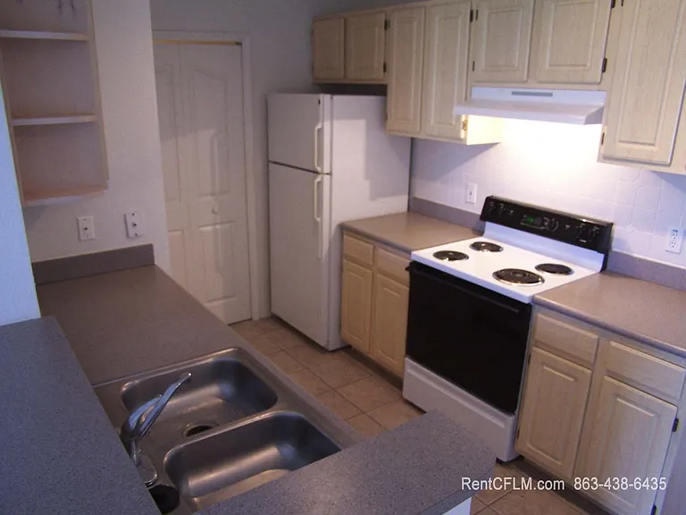 8807 Dunes Ct #5-305 — Photo 3
