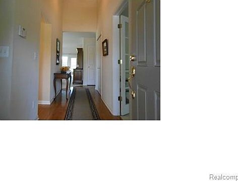 3rd image of 519 Brooks Hollow Ct
