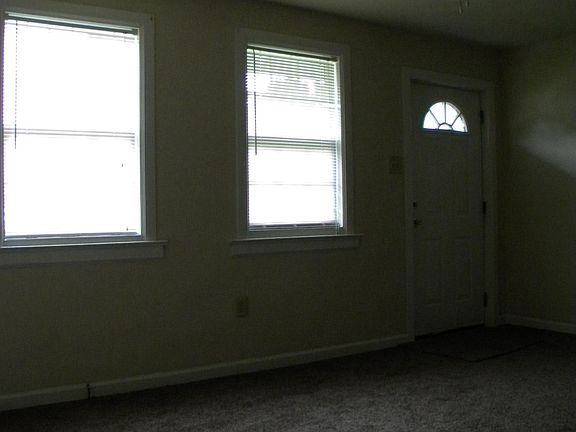 3rd image of 5619 Aldrich Ave