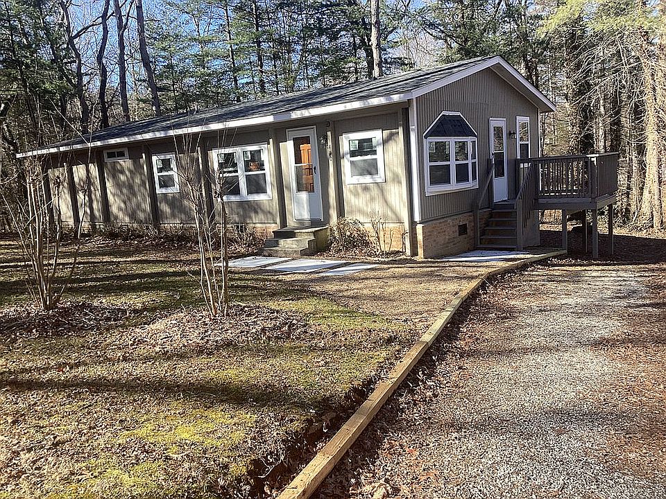 1st image of 410 Piney Ridge Dr