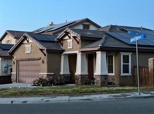 13745 Bayberry St, Victorville, CA 92392