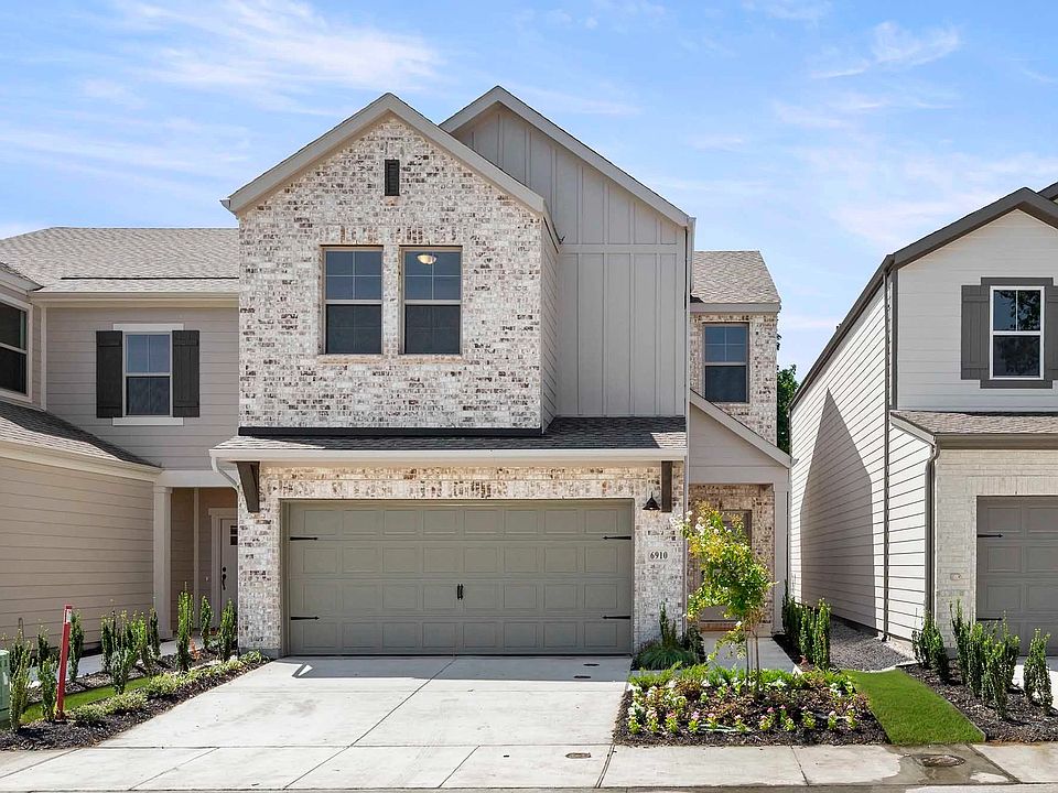 Sereno Oaks at Buckner Terrace - Sonoma Elevation Image 1
