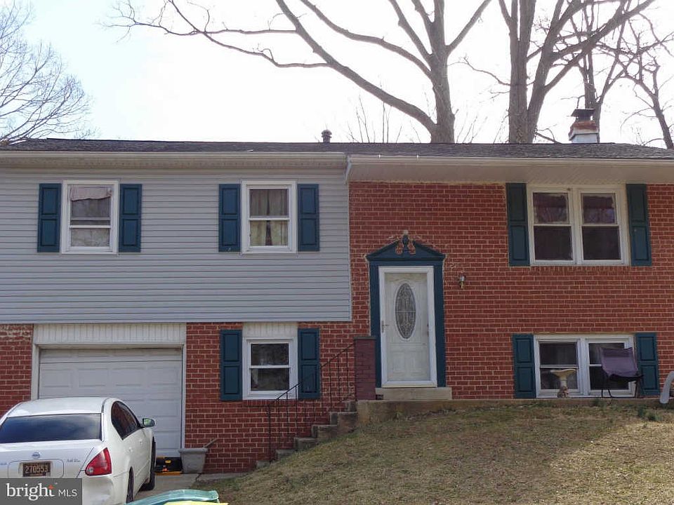 1st image of 118 Woodshade Dr