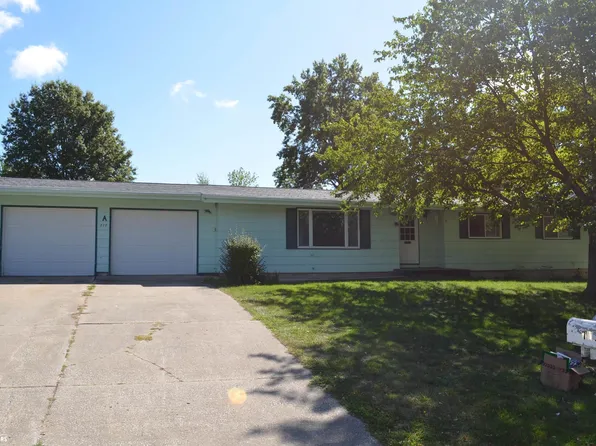 717 S Stuart St, Sigourney, IA 52591
