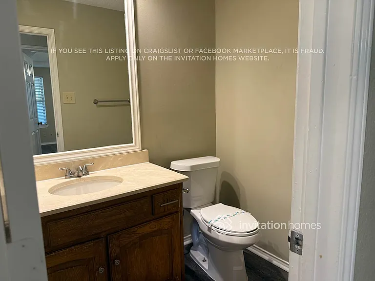 1517 Woodvale Dr — Photo 15