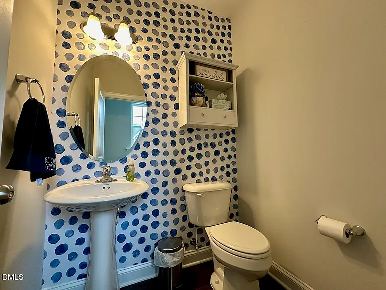 230 Marietta Way — Photo 9