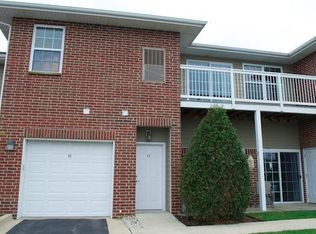 6738 102nd St #2-5, Pleasant Prairie, WI 53158