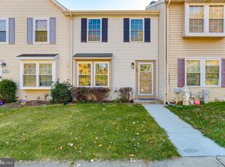 15 Bridgeview Ct, Nottingham, MD 21236