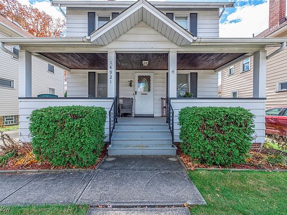 3rd image of 14921 Lanning Ave