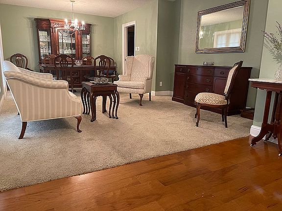 3rd image of 4905 Kinsley St