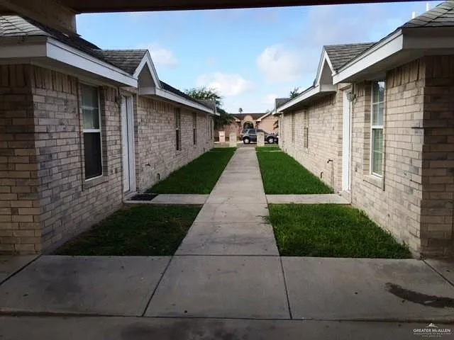 2303 Moonlight Ln — Photo 10