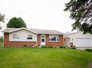 8614 Indigo Ln, Machesney Park, IL