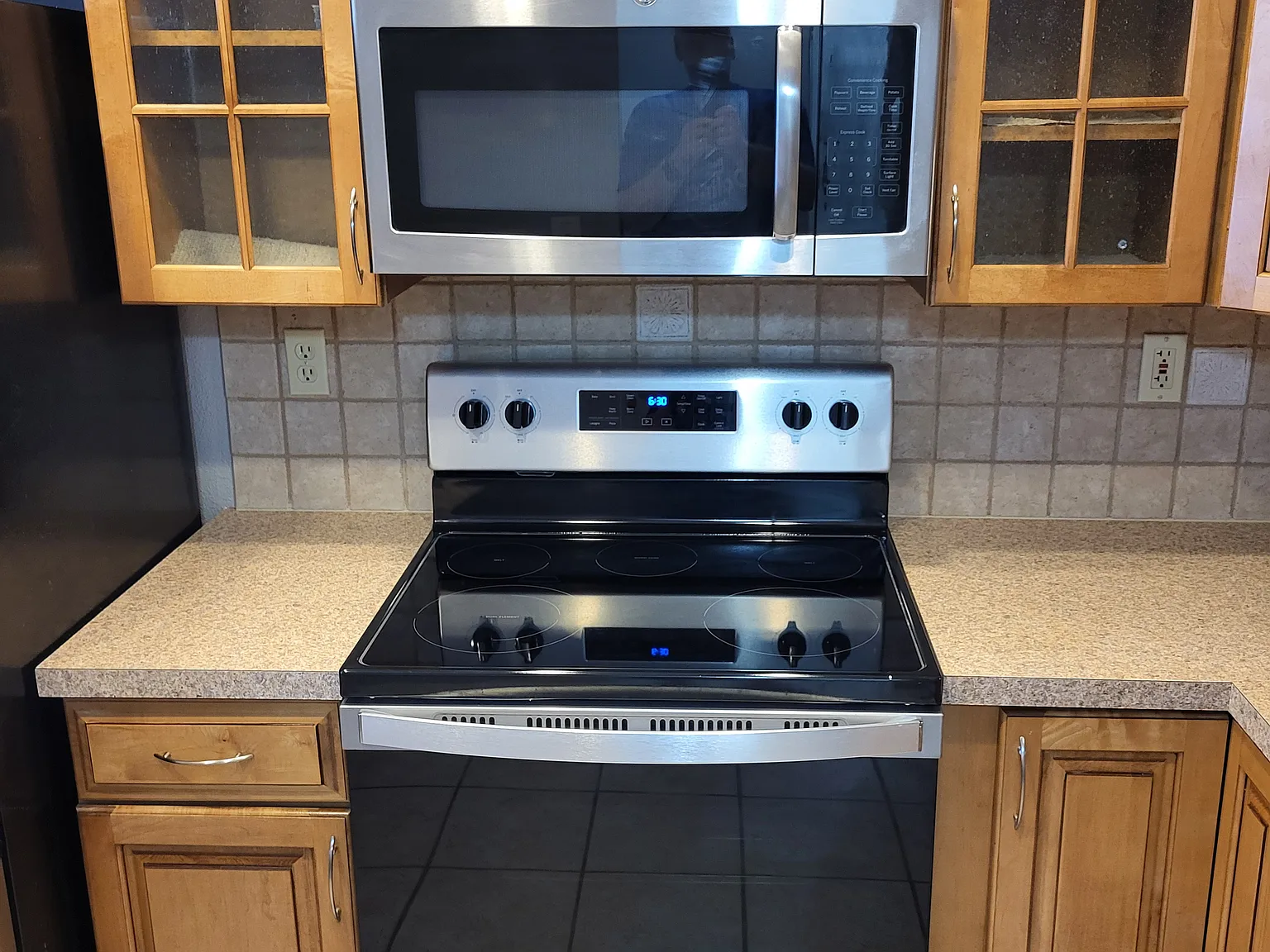 2 bed, 1050 sqft, $1,350 — Photo 3