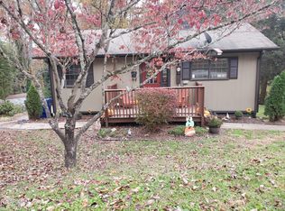 114 Decatur Rd, Oak Ridge, TN 37830