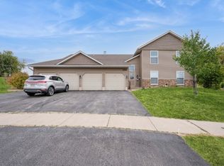 3701 Foxborough Ter NE APT A, Cedar Rapids, IA 52402