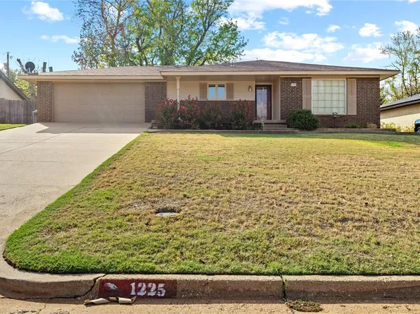 1225 N Indiana St, Weatherford, OK 73096