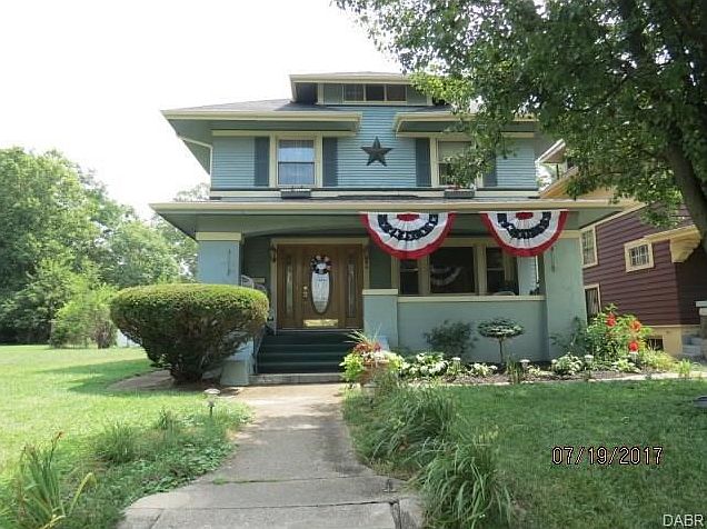 1st image of 842 N Broadway St