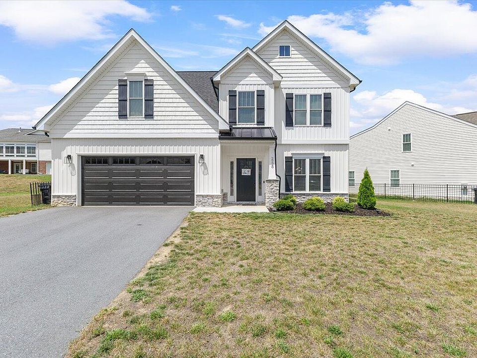 1st image of 2228 Foxfield Ln