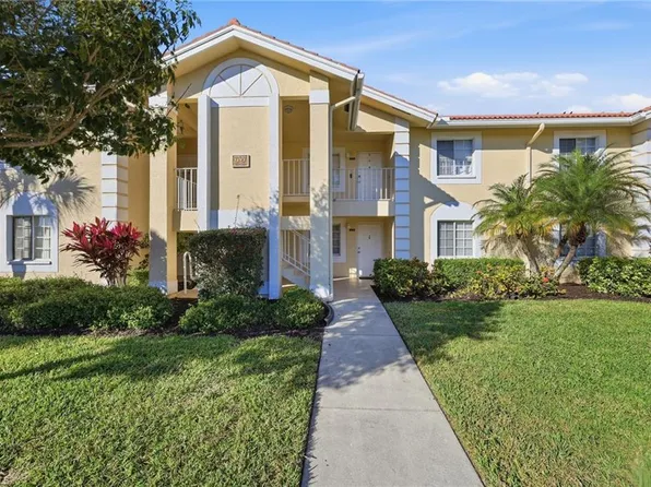 7707 Jewel Ln APT 201, Naples, FL 34109