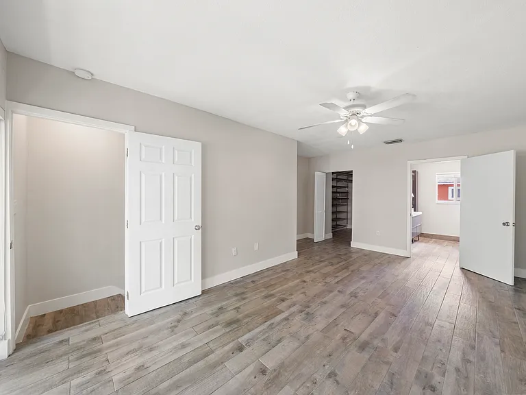 1611 SW 2nd Ct #104 — Photo 6