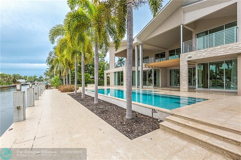 1st image of 421 Lido Dr