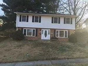 7106 Valley Park Rd photo 1