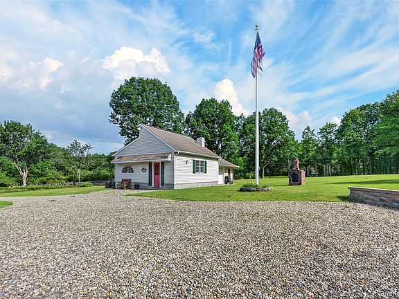 5th image of 156 Lackawack Hill Road