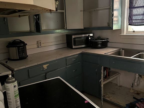 5th image of 103 Pine Dr
