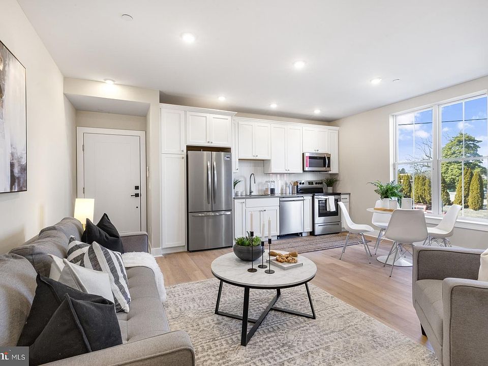 1st image of 6712 Ridge Ave #304