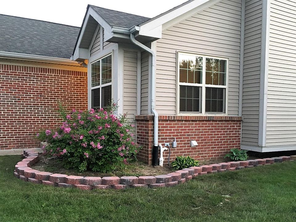 1st image of 6136 Columbia Dr