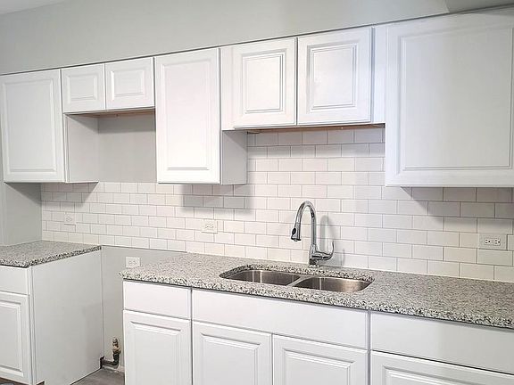 2nd image of 9713 S Avenue L