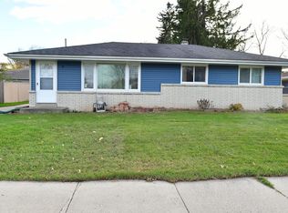 4609 W Good Hope Rd, Milwaukee, WI 53223