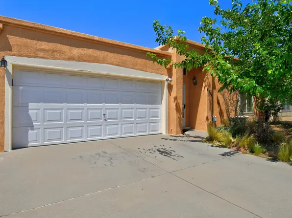 6641 Ruby St NE, Albuquerque, NM 87109
