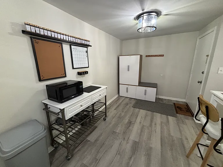 770 W Ferry St #24B — Photo 10