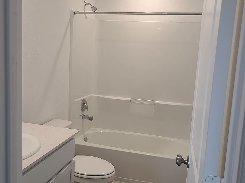 2nd image of 4123 Neches Bend Dr