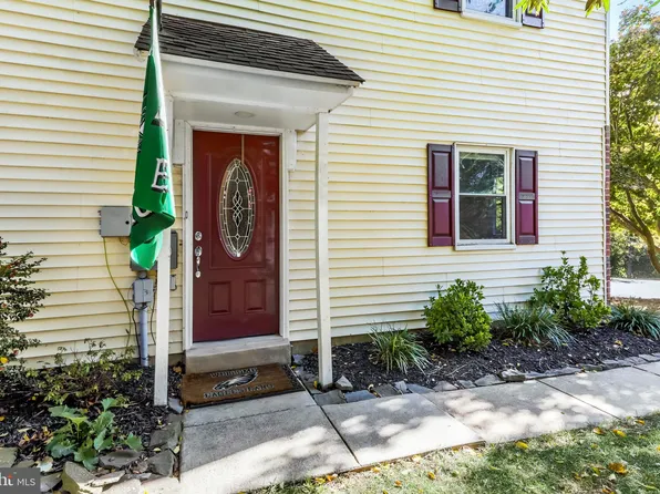 371 Wells Ter, West Chester, PA 19380