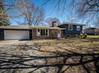 20318 W Landau Ln, Mundelein, IL 60060