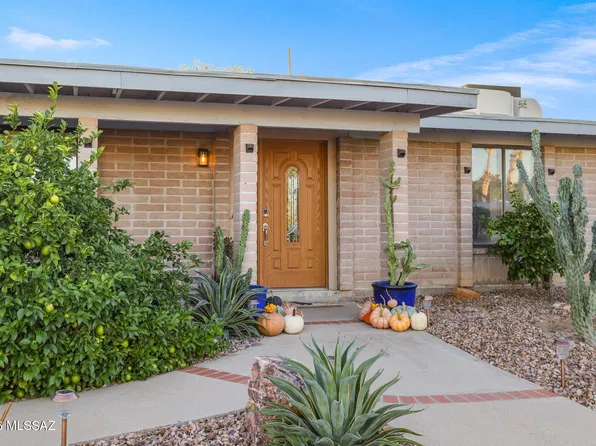 7641 N Casimir Pulaski Ave, Tucson, AZ 85741