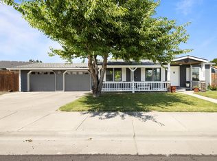 1542 SW Amber Ct, Hermiston, OR 97838
