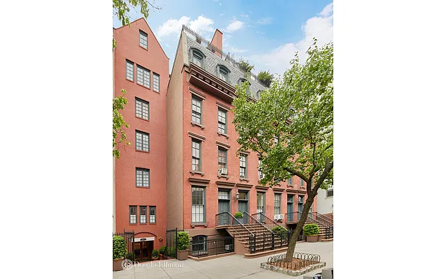 Sold by Douglas Elliman | media 8