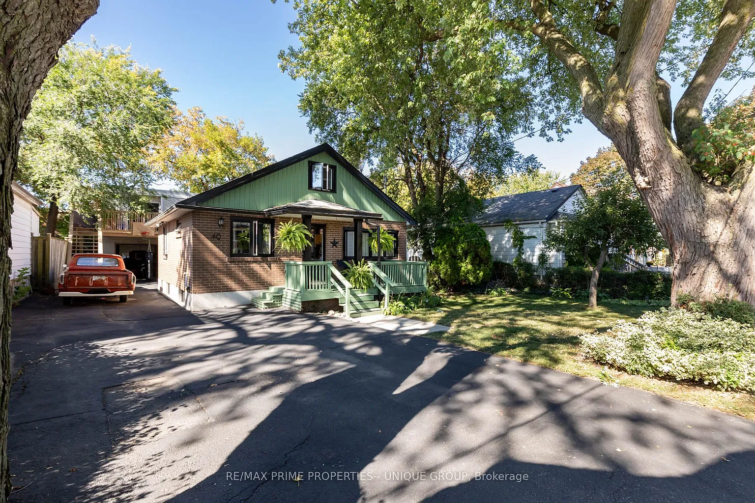 40 Jeavons Ave photo 1