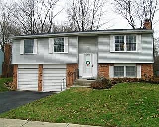 1st image of 6417 Goldfinch Dr