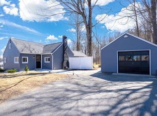 142 Whiting St, Lunenburg, MA 01462