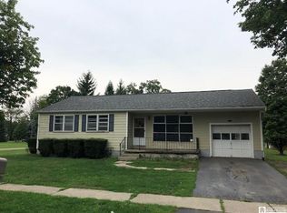 2 Eagle St, Forestville, NY 14062