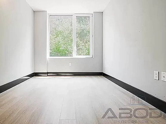 3rd image of 254 Winthrop St #4B