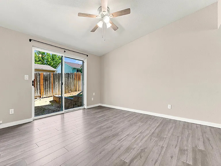 1505 S Ouray Cir #D — Photo 13