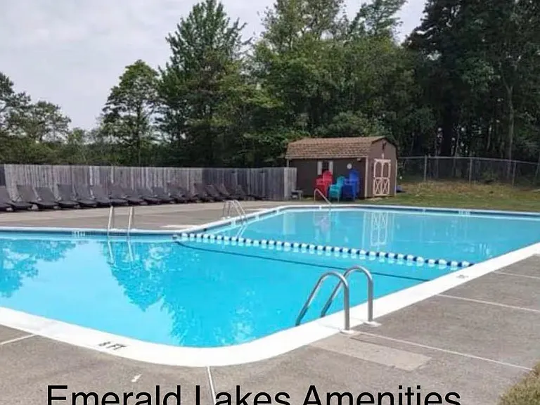 449 Clearview Dr — Photo 24