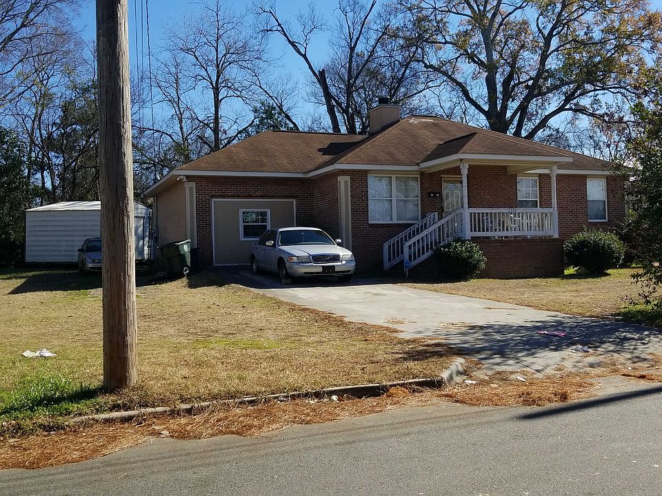 2nd image of 2174 Mason St