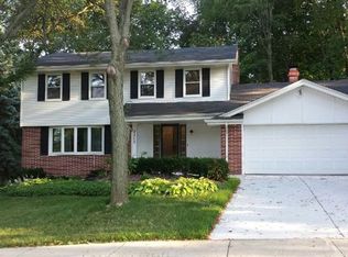 2215 Park Ave, West Bend, WI 53090